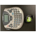 OUTLET Drukarka etykiet DYMO LetraTag 100T dla domu, dzieci, Home Office (LT-100T) (S0758400)+ taśma papierowa DYMO LT 12mm