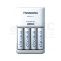 Panasonic Zestaw Ładowarka akumulatorów 4x Ni-MH (R6 AA / R03 AAA) Panasonic Eneloop BQ-CC17 z 4 akumulatorami Eneloop Ni-MH [R6 AA] 2000mAh