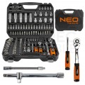 Walizkowy zestaw kluczy nasadowych 1/2" 1/4" 111 elementów 08-910 NEO